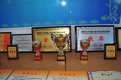 科技示范校驗(yàn)收 以評(píng)促建，譜寫我校文教科技開(kāi)發(fā)新篇章